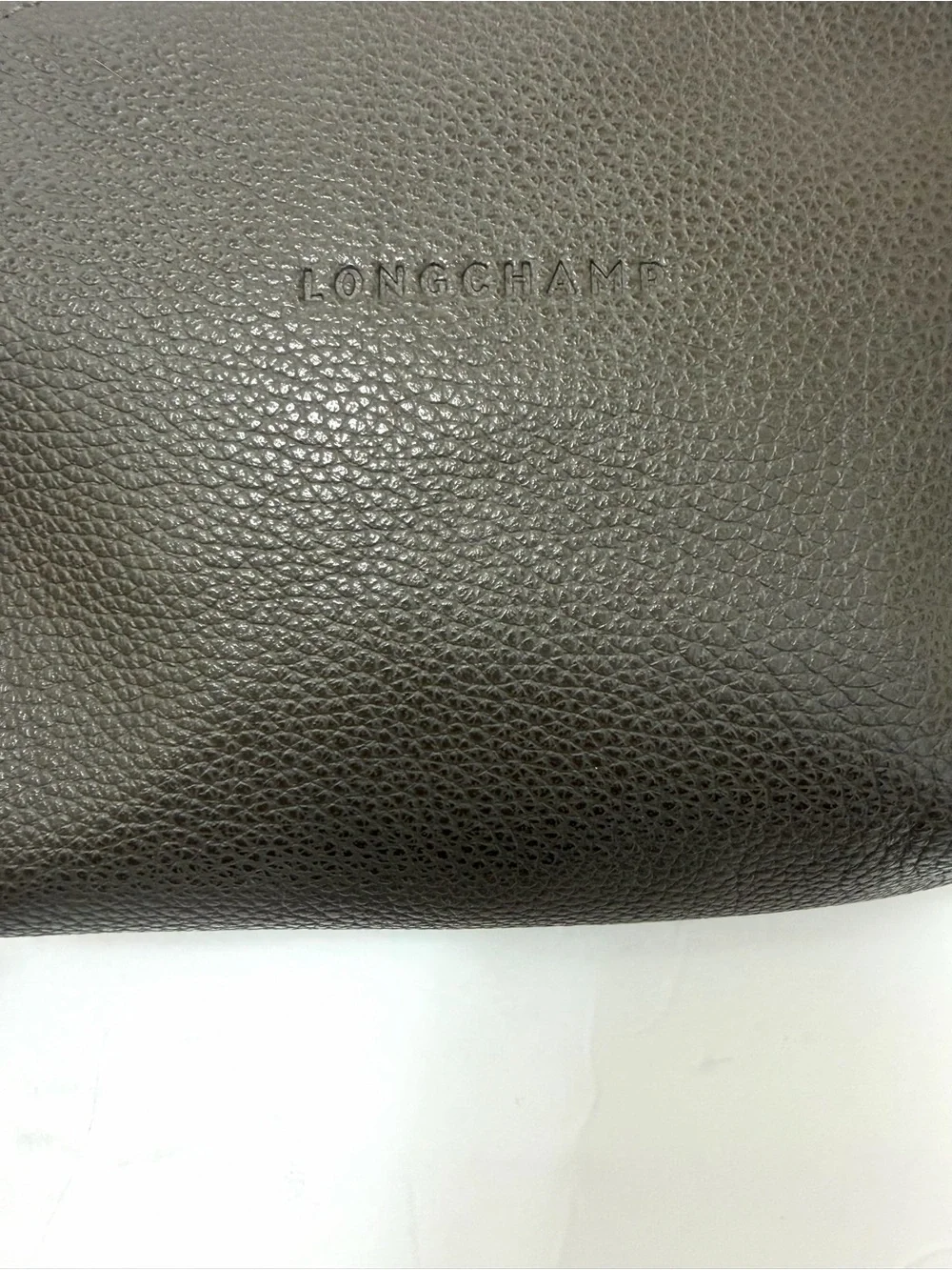 Longchamp Le Foulonné Pebbled Leather Zipper Pouch Bag Travel Makeup Gray Taupe